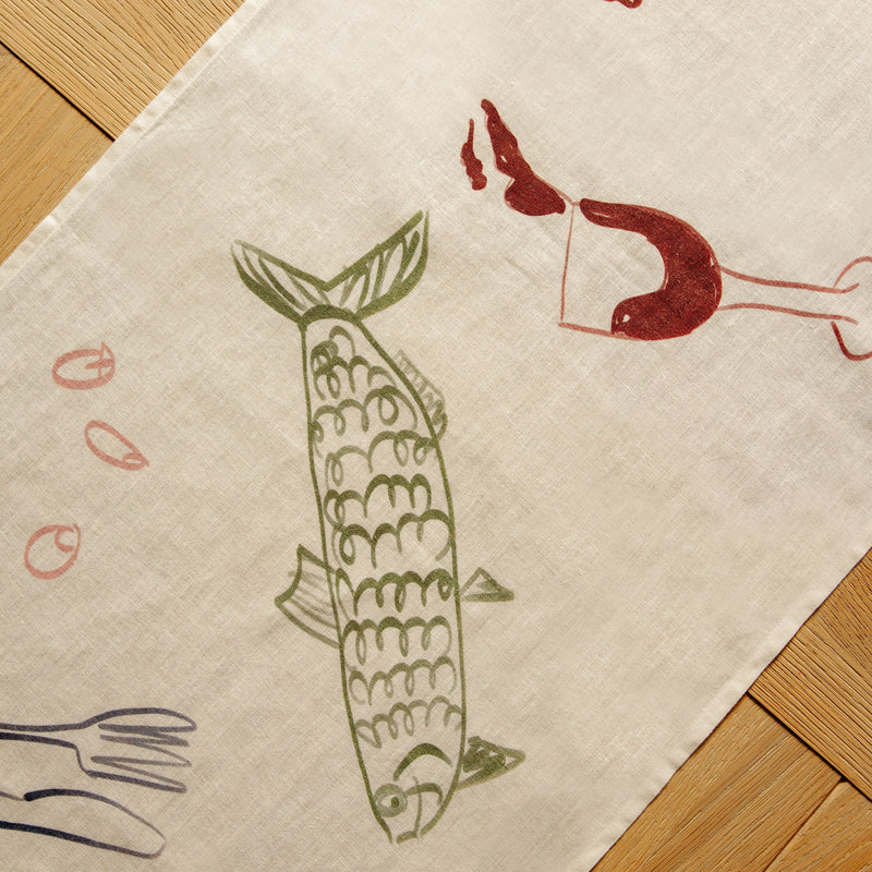 Dinner_Tablecloth_Close_Up_4_-_Resized